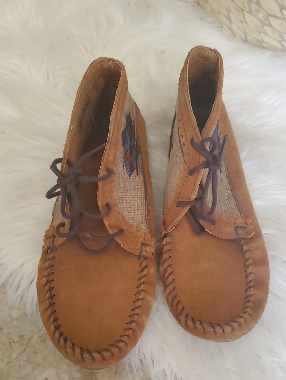 Minnetonka Chestnut Suede Chukka Moccasin Boots - Picture 7 of 12